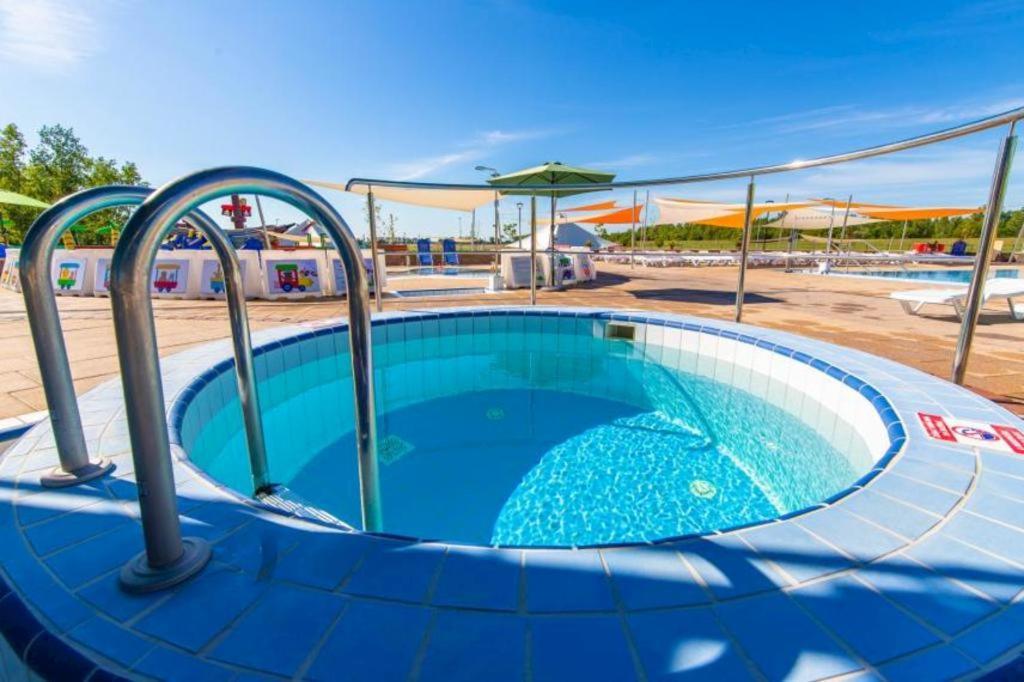 Apartmany Catalina Nesvady Exteriér fotografie
